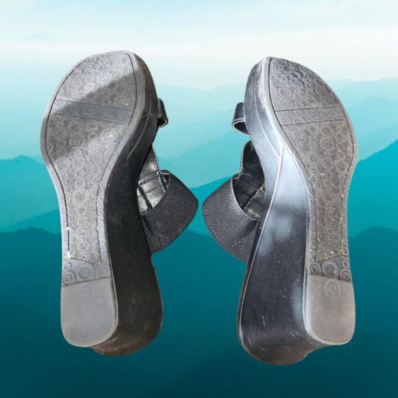 NEW in Box Anne Klein Sport Patent Leather Wedge Sandles Size 8.5 (4463) - Picture 3 of 4